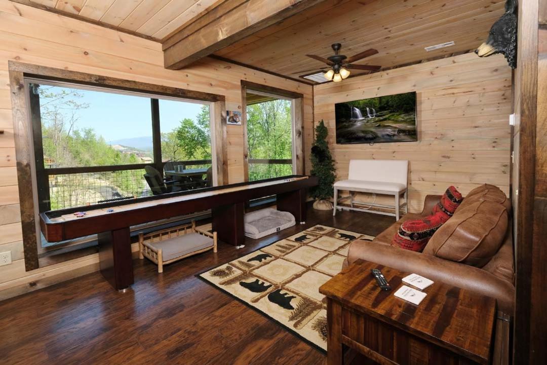 Mountain Time Villa Gatlinburg Exterior photo